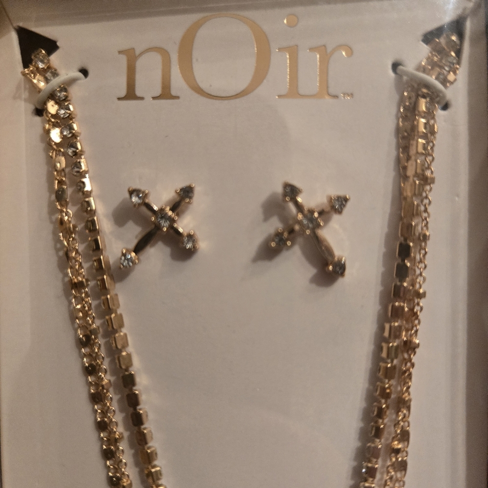 nOir Jewelry Necklace Earring Set Gold Layered Cross Chain Rosary Rhinestone - Picture 3 of 6
